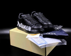 alexander queen graffit negro
