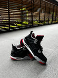 Retro 4 Bred