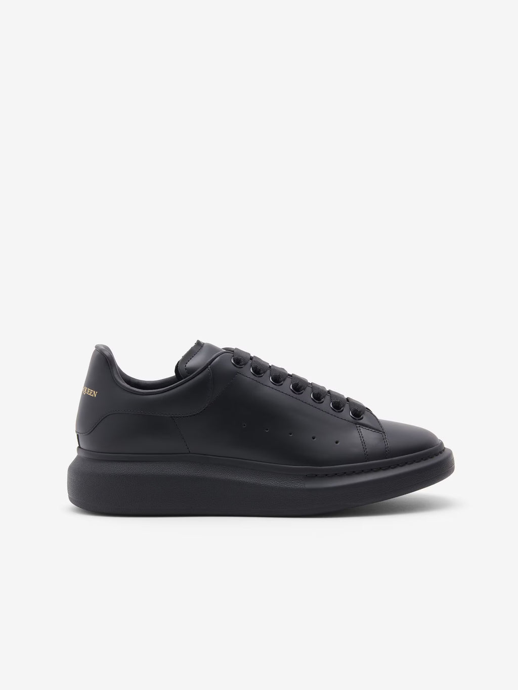 Men's Oversized Sneaker in Black