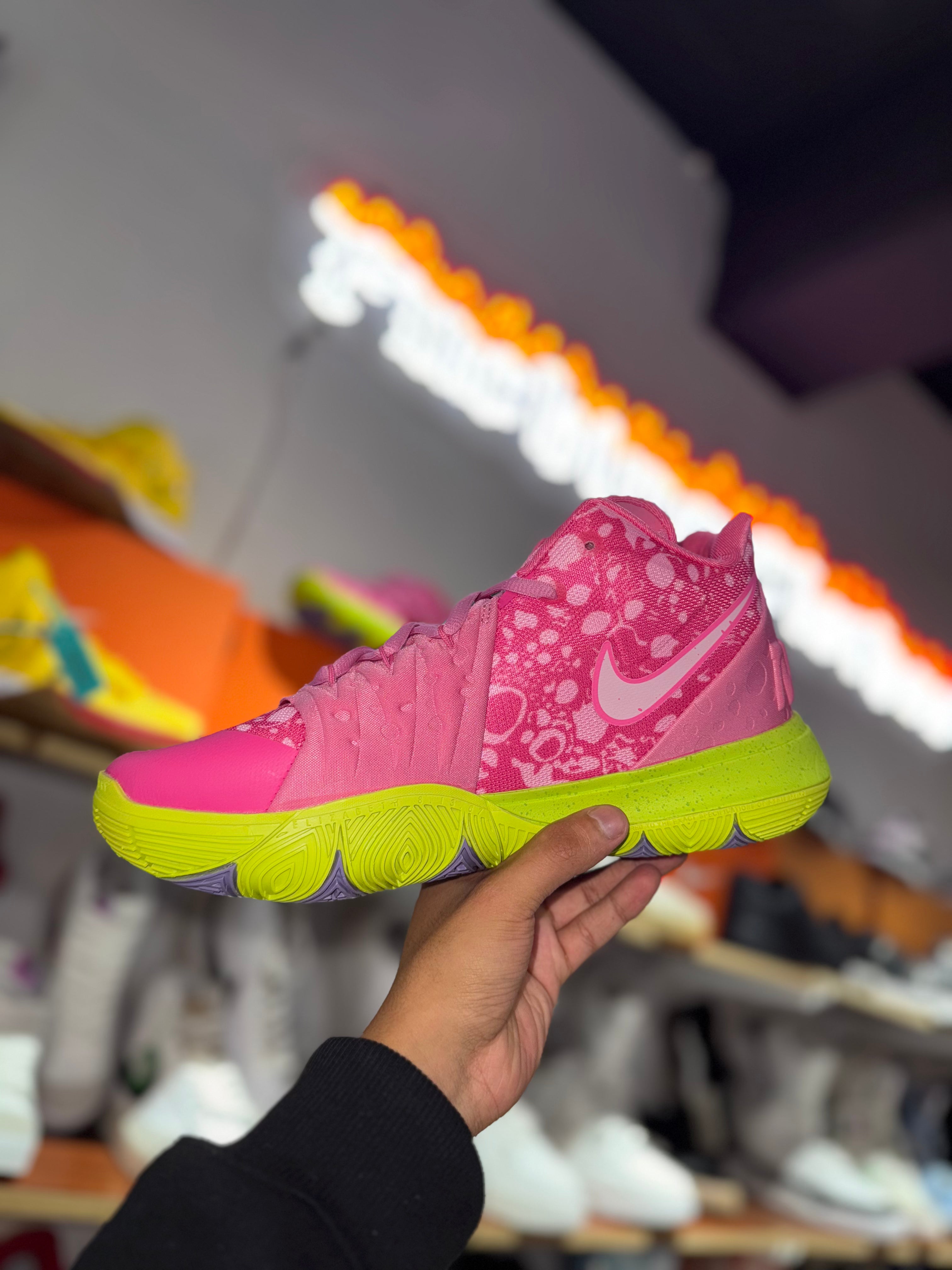 Kyrie Irving Patricio Estrella