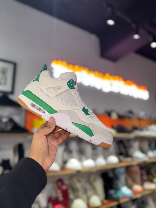 SB Pine Green