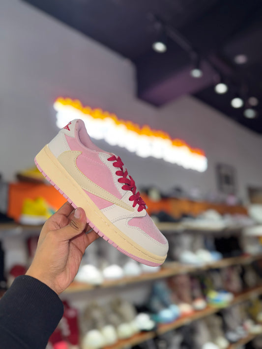 Pink Travis