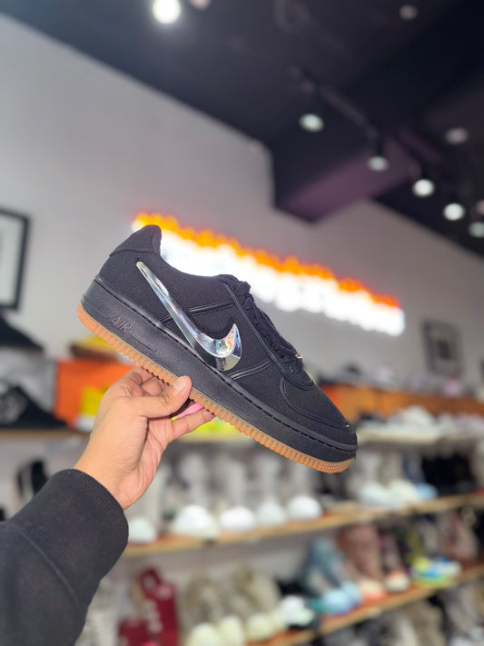 AF1 Black Travis
