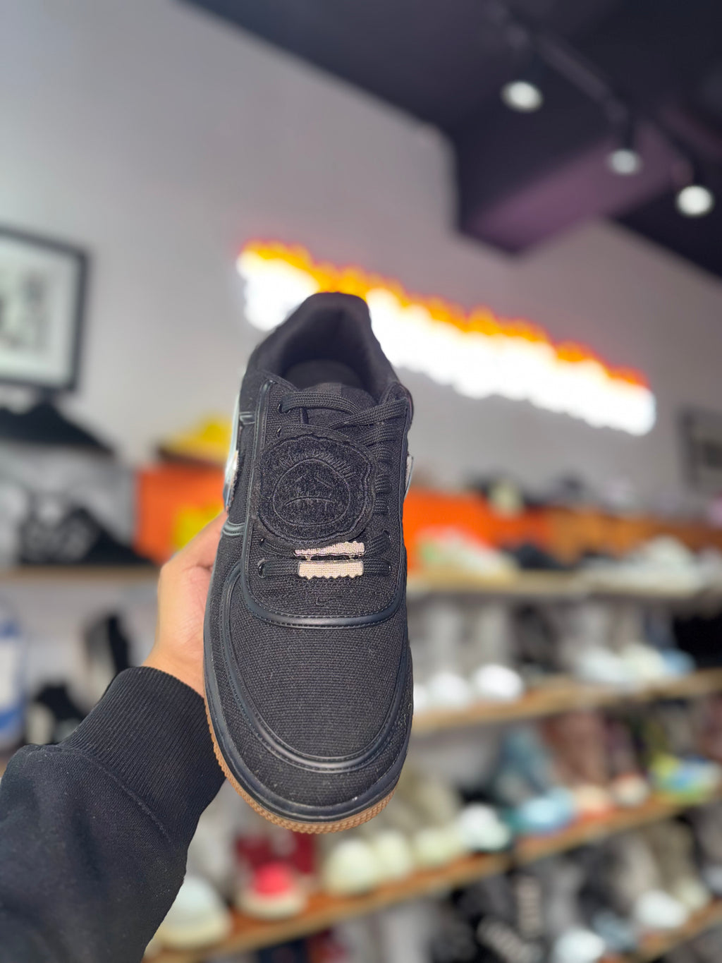 AF1 Black Travis