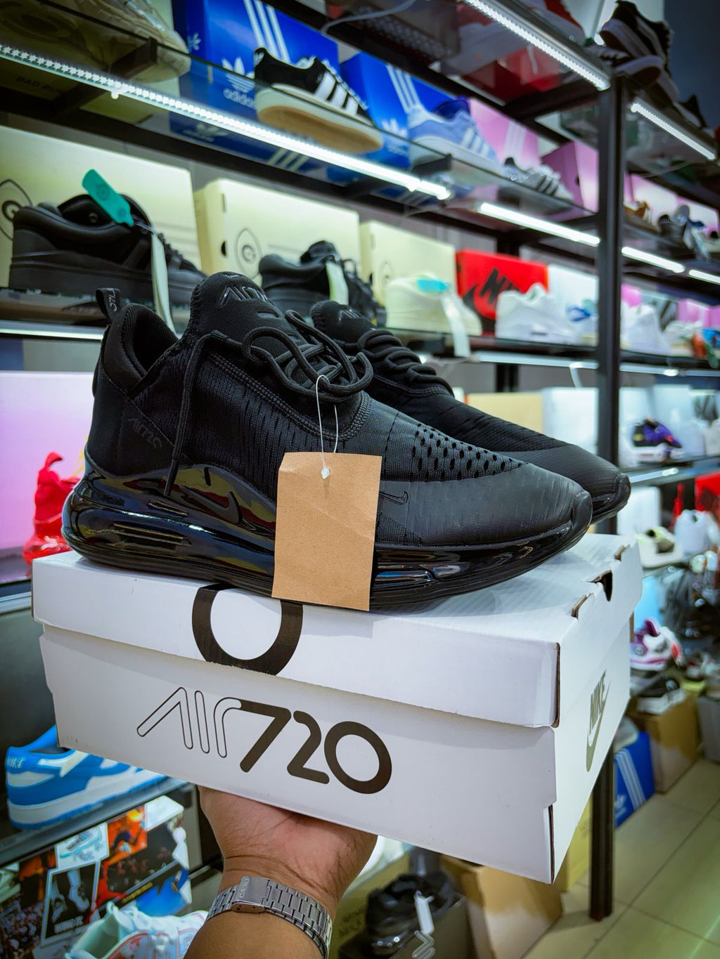 TENIS NIKE 720