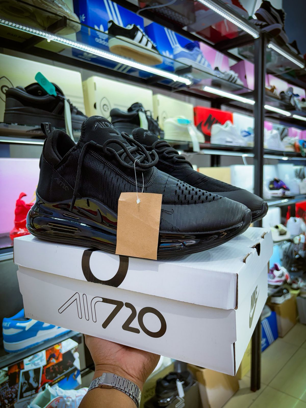 TENIS NIKE 720