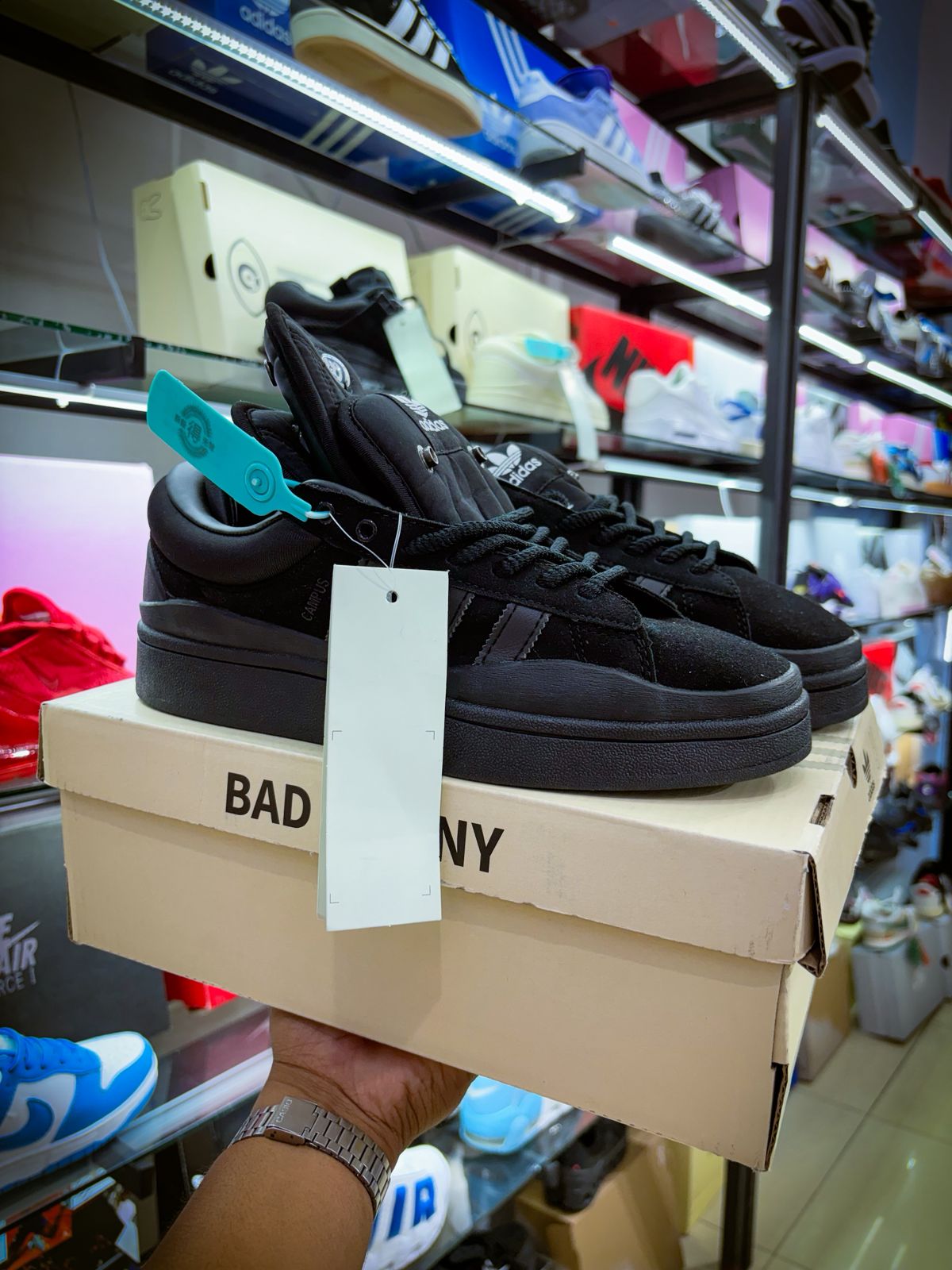 ADIDAS CAMPUS COLABORACION CON BAD BUNNY