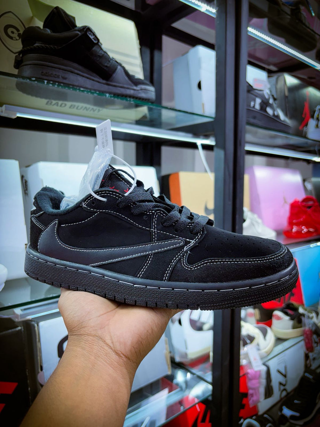 TENIS NIKE AIR JORDAN 1 LOW X TRAVIS SCOTT BLACK PHANTOM
