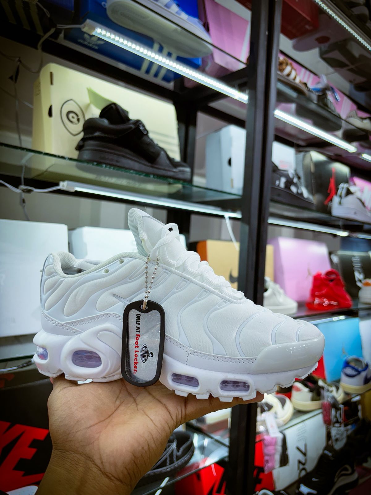 TENIS NIKE AIR MAX TN PLUS BLANCOS