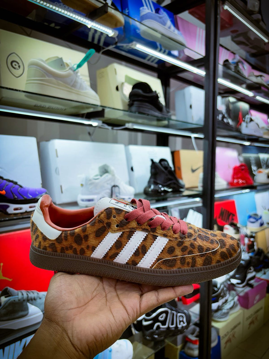 TENIS ADIDAS SAMBA LEOPARD