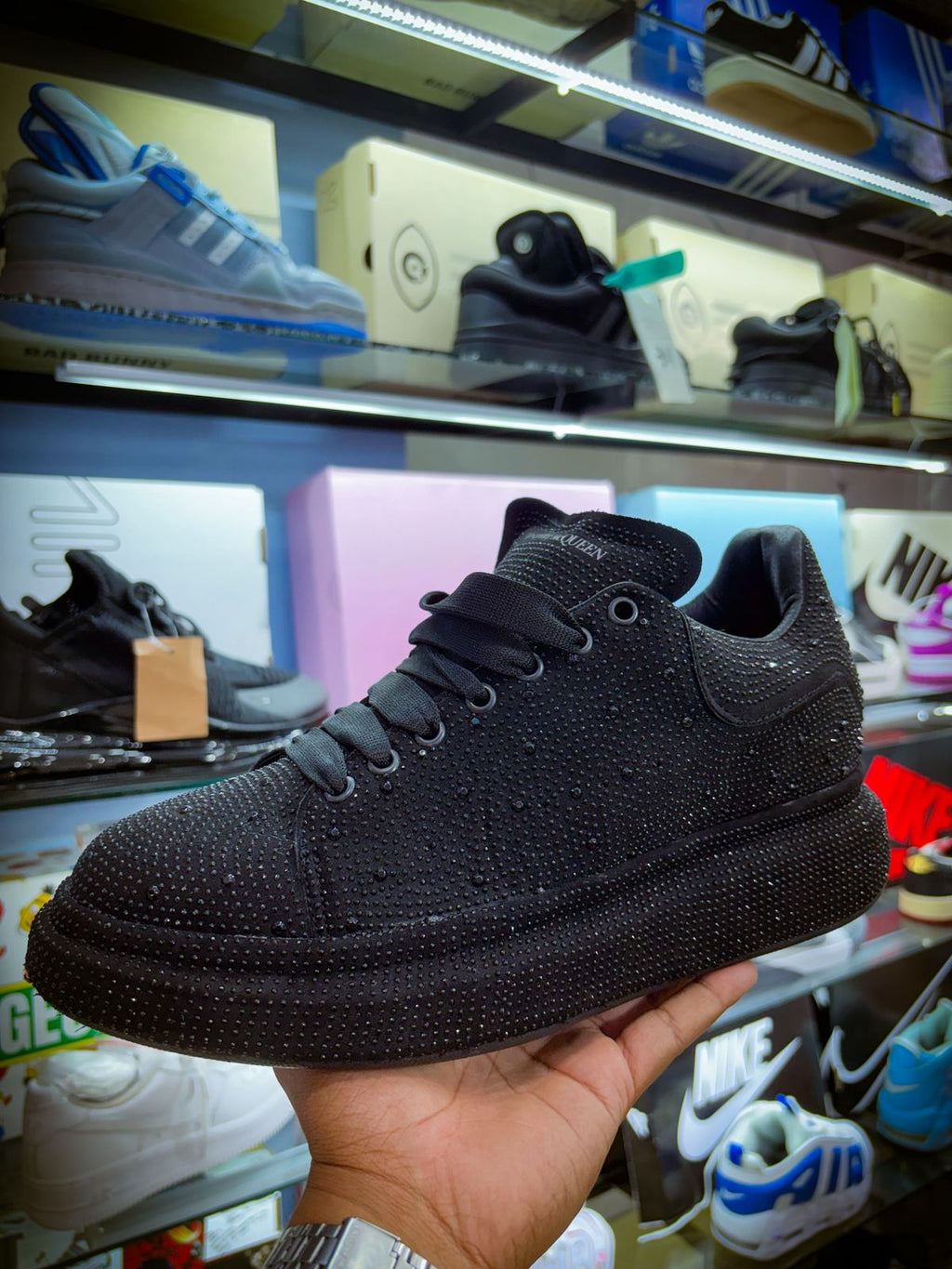 TENIS ALEXANDER MCQUEEN BLACK CRYTAL