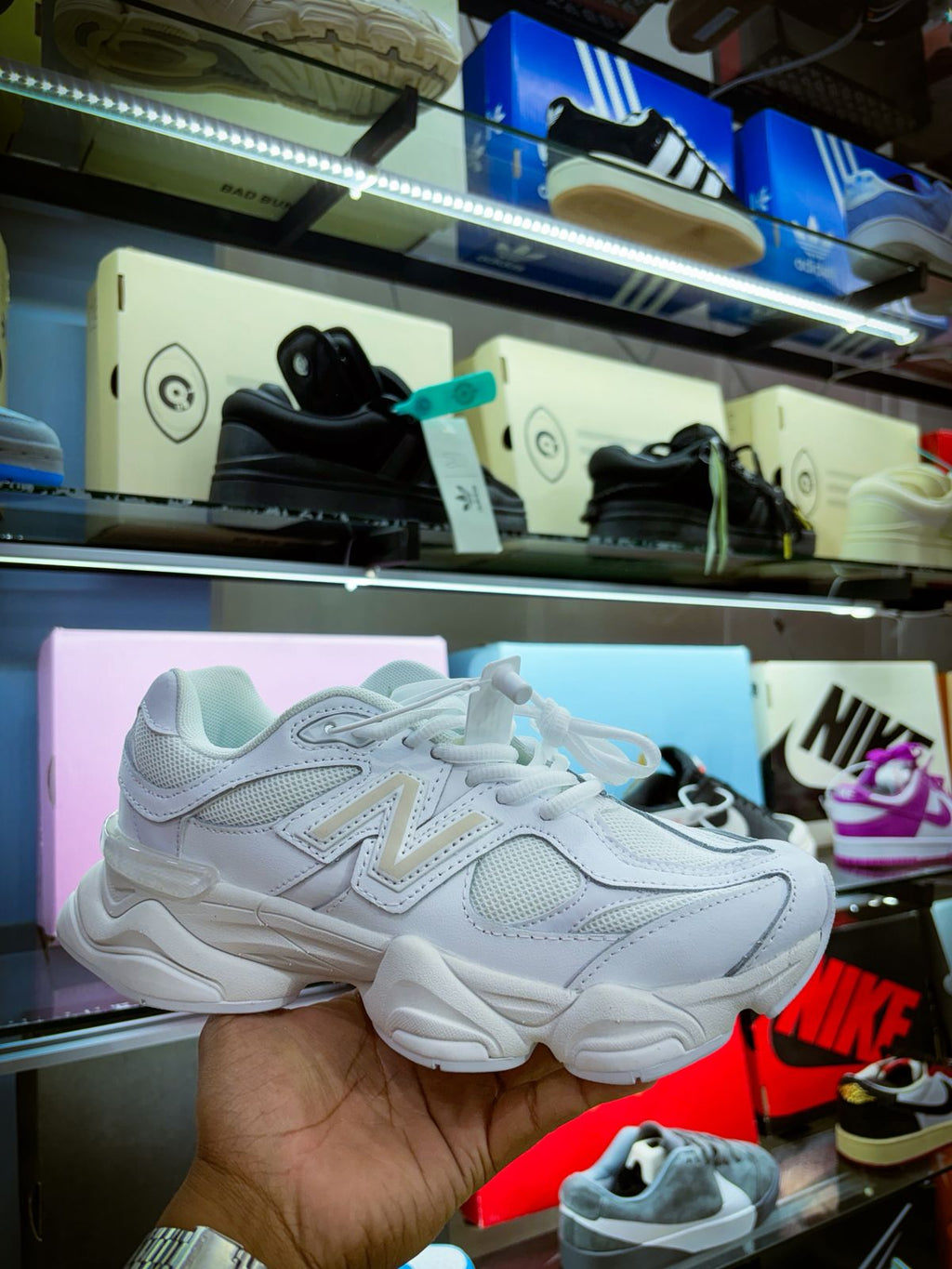 TENIS NEW BALANCE 9060 BLANCOS