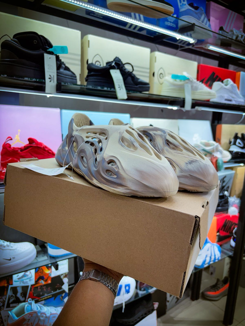 TENIS ADIDAS YEEZY FOAM RUNNER