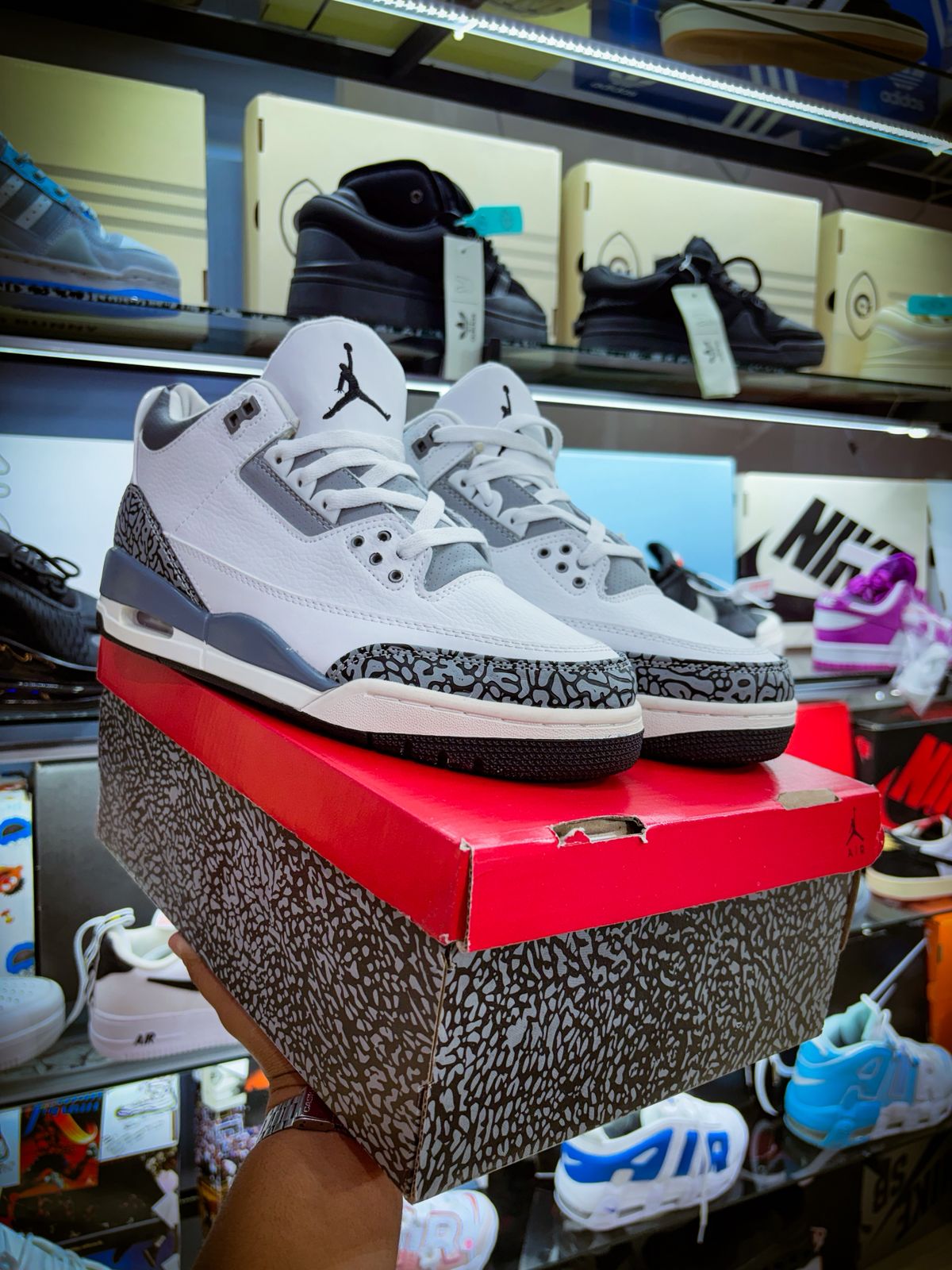 TENIS AIR JORDAN 3 RETRO