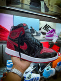 TENIS NIKE AIR JORDAN 1 HIGH OG BRED PATENT