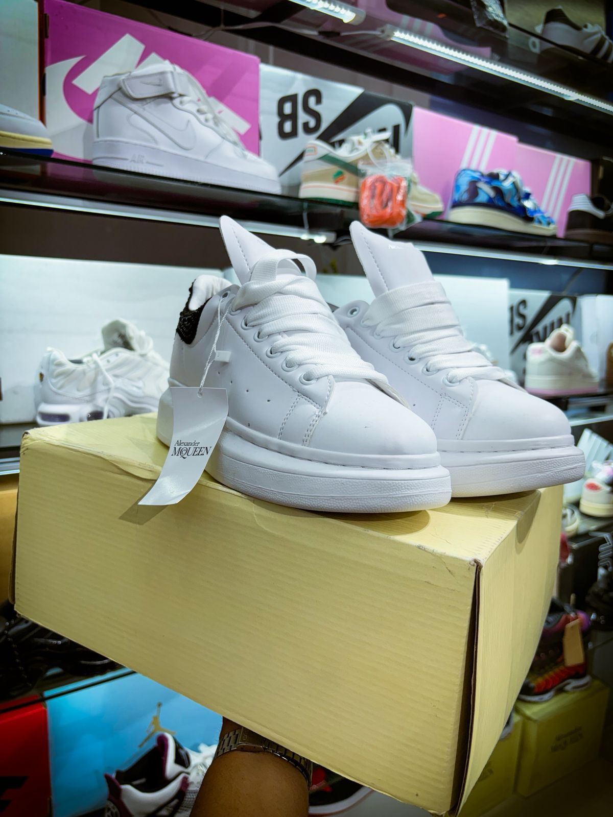 TENIS ALEXANDER MCQUEEN OVERSIZED