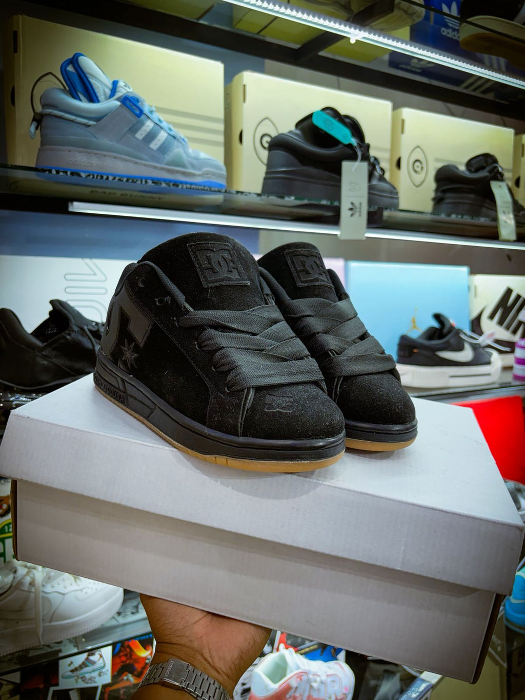 TENIS DC SHOES COURT GRAFFIK NEGROS