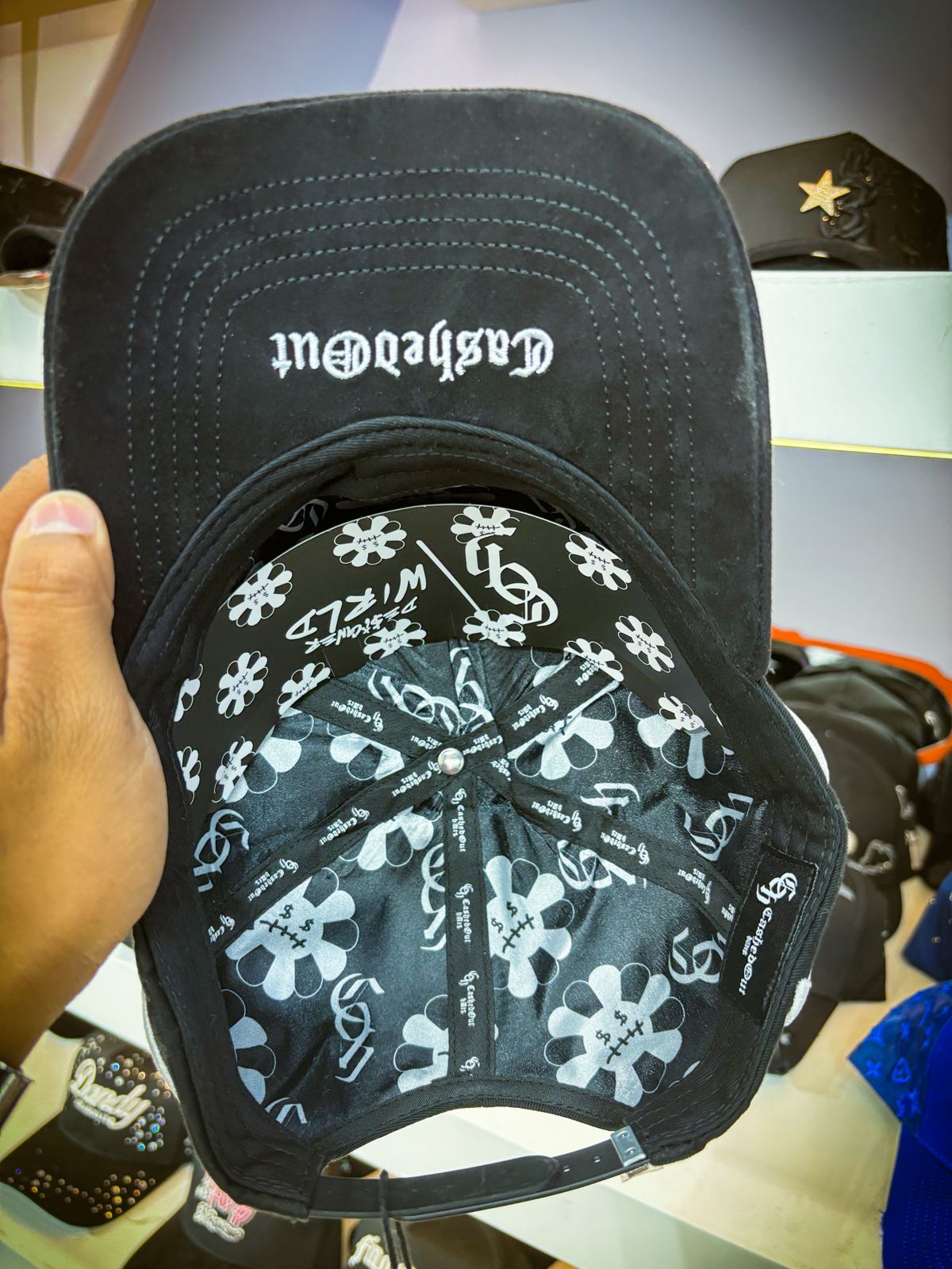 GORRA MURAKAMI CASH BLACK
