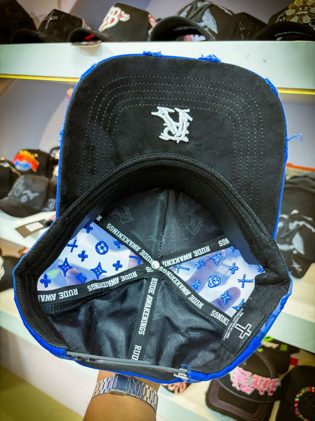 GORRA LA THORNS RUDE AWAKENINGS