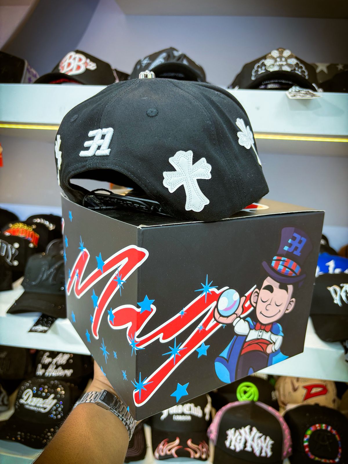 GORRA MAGO ROJA 31 HATS