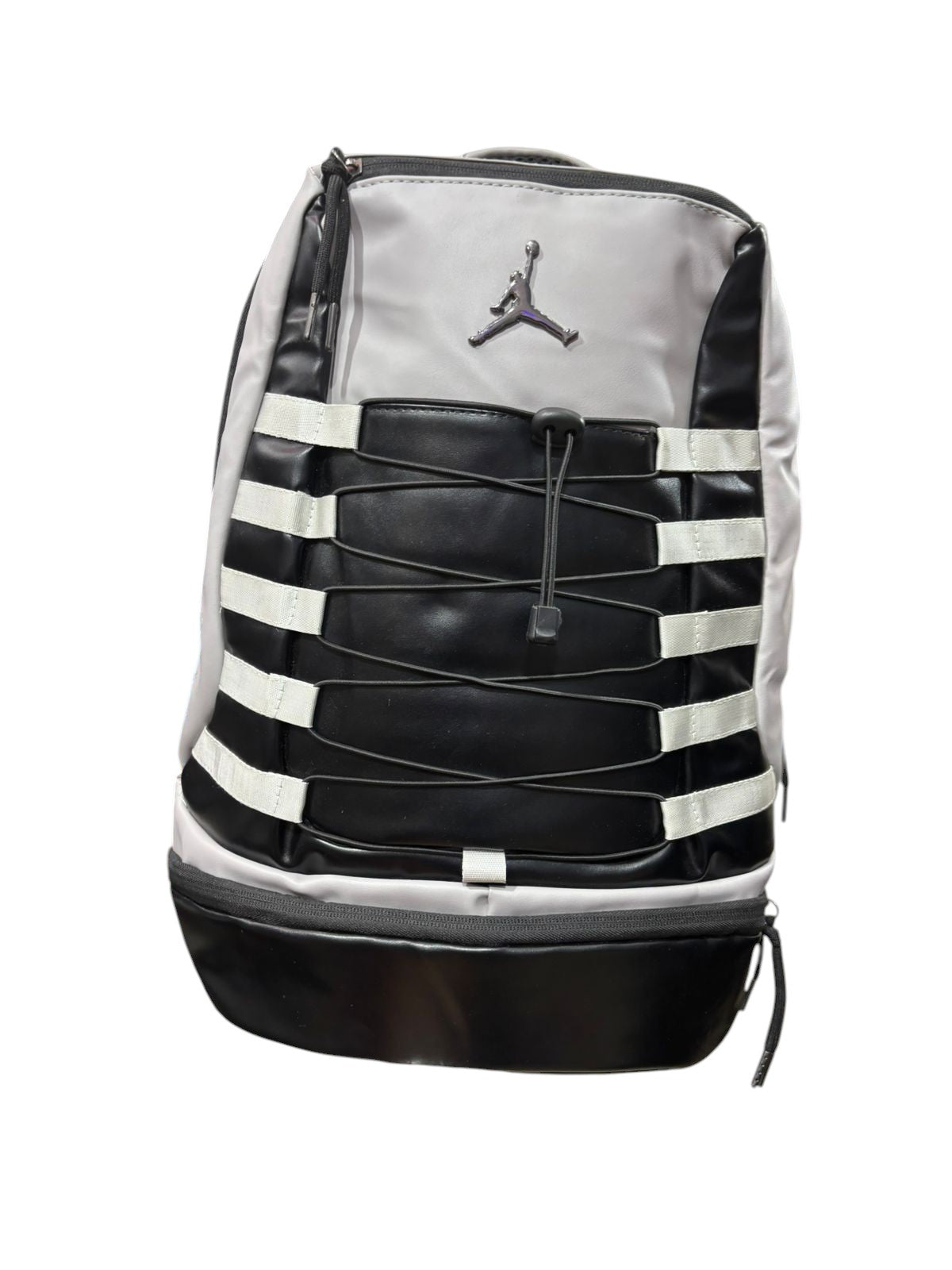 MOCHILA JORDAN COLOR GRIS CON BLANCO