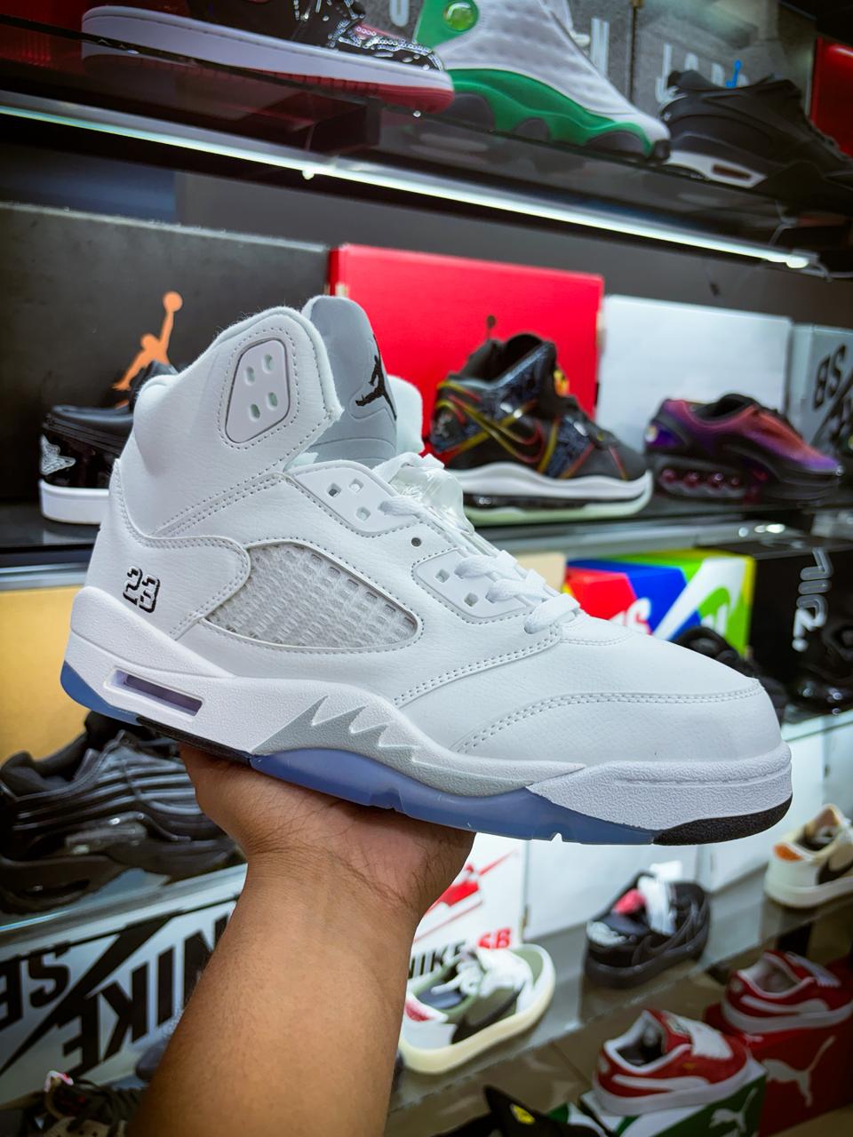 TENIS AIR JORDAN 5 RETRO