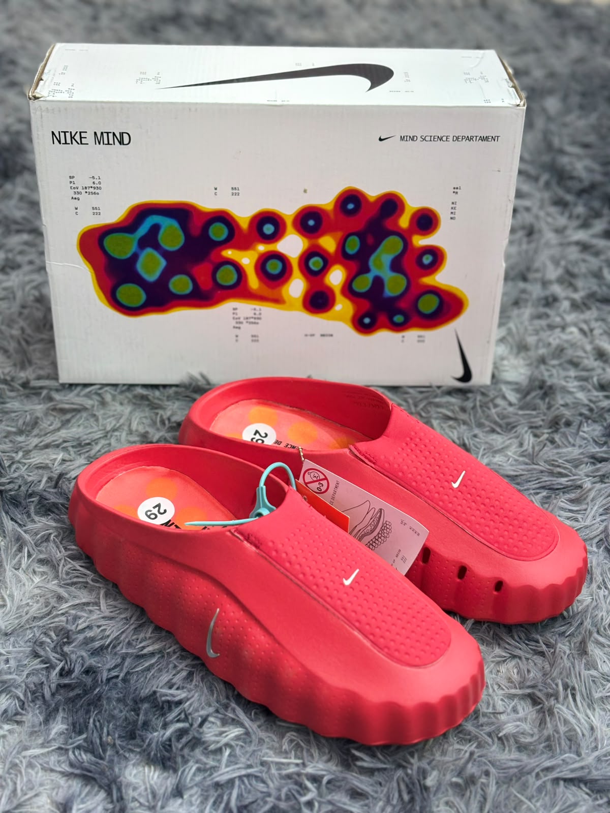 TENIS NIKE MIND 001 ROJO