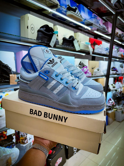 Conejo Malo Blue Tint
