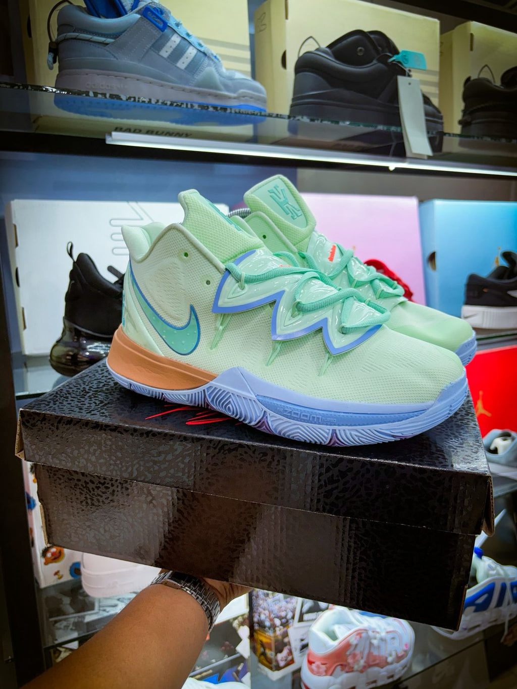 TENIS NIKE KYRIE 5 SQUIDWARD