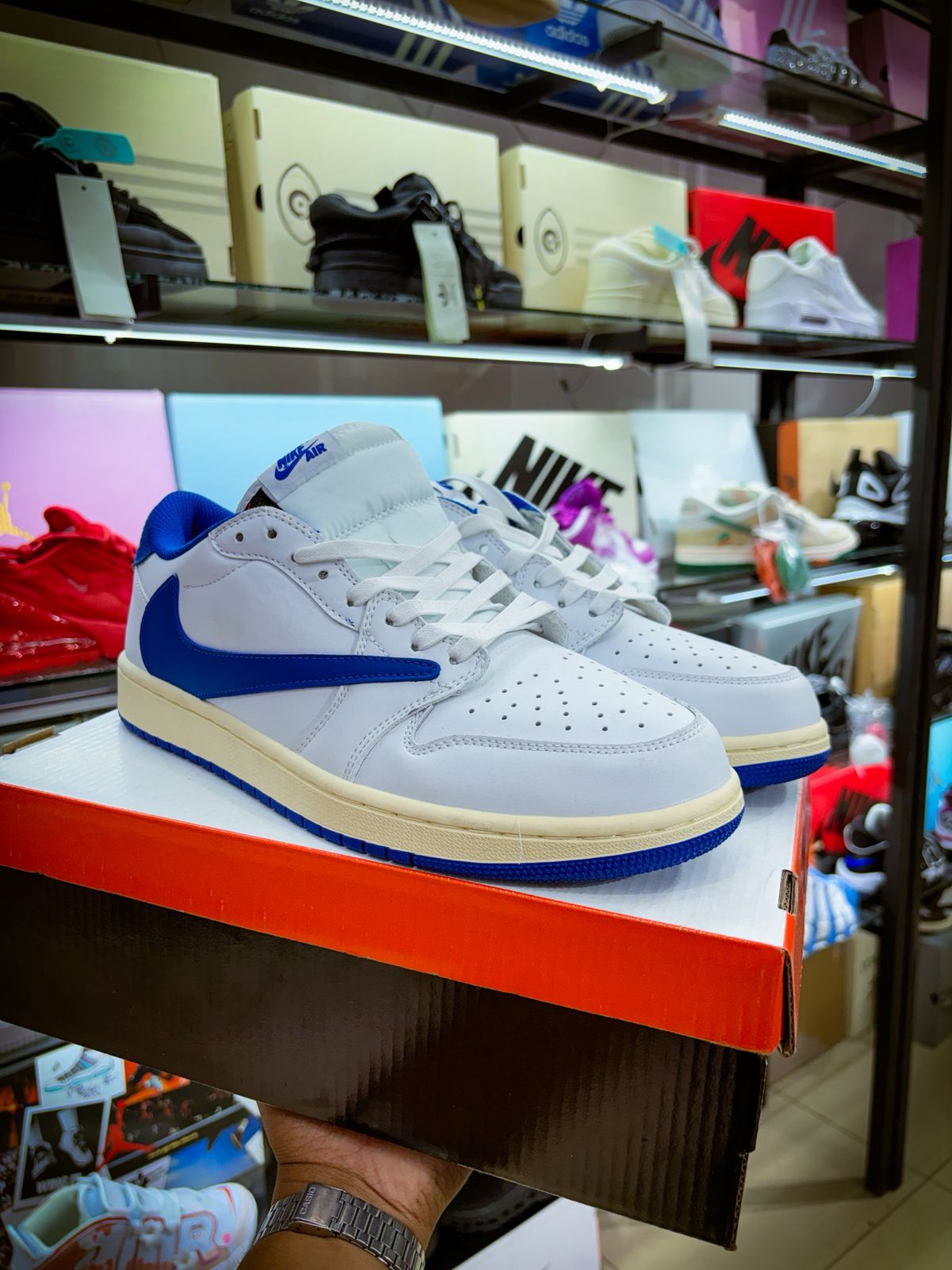 TENIS NIKE AIR JORDAN 1 LOW OG PS FRAGMENT DESING X TRAVIS SCOTT