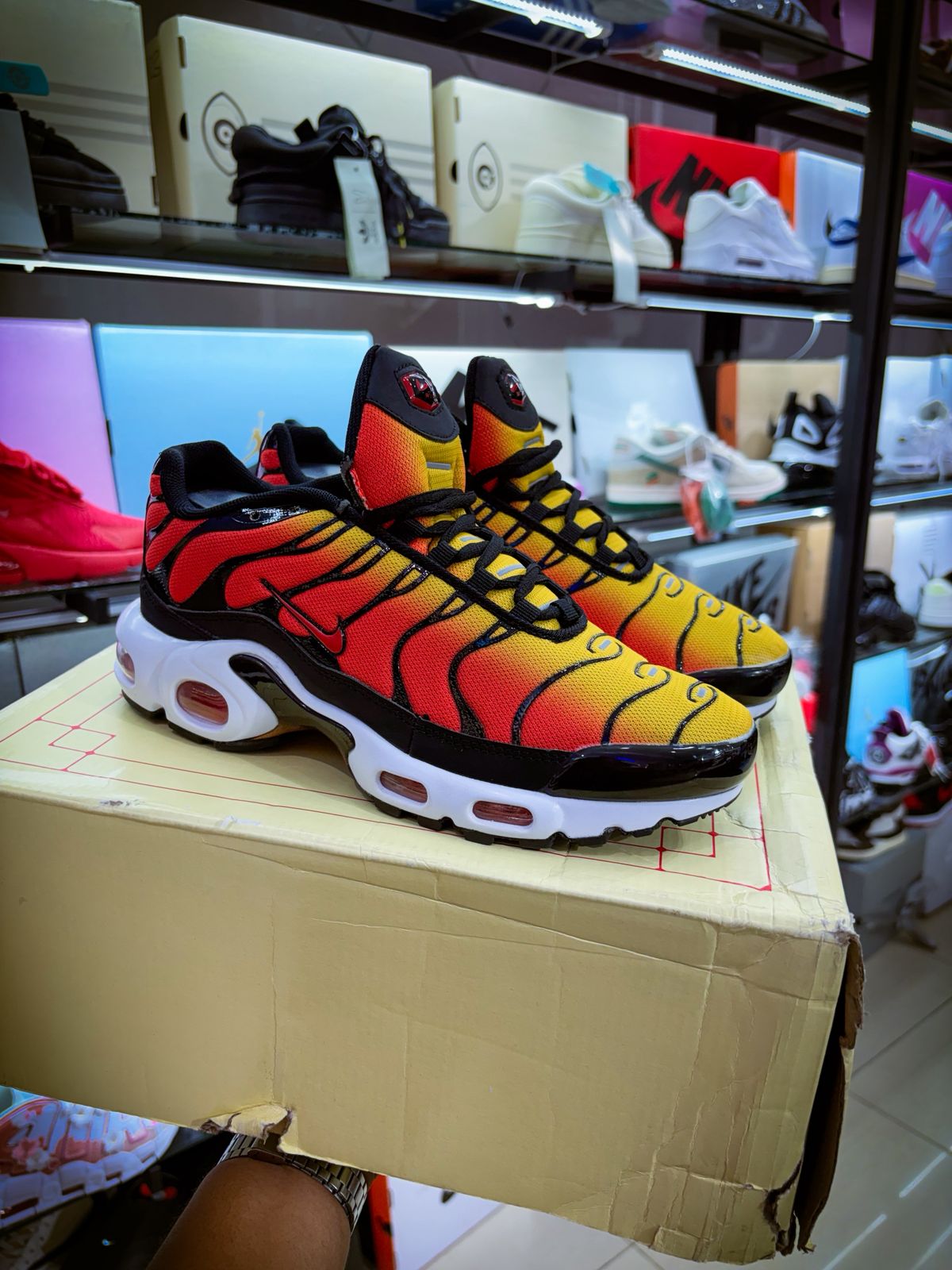 TENIS NIKE AIR MAX TN SUNSET