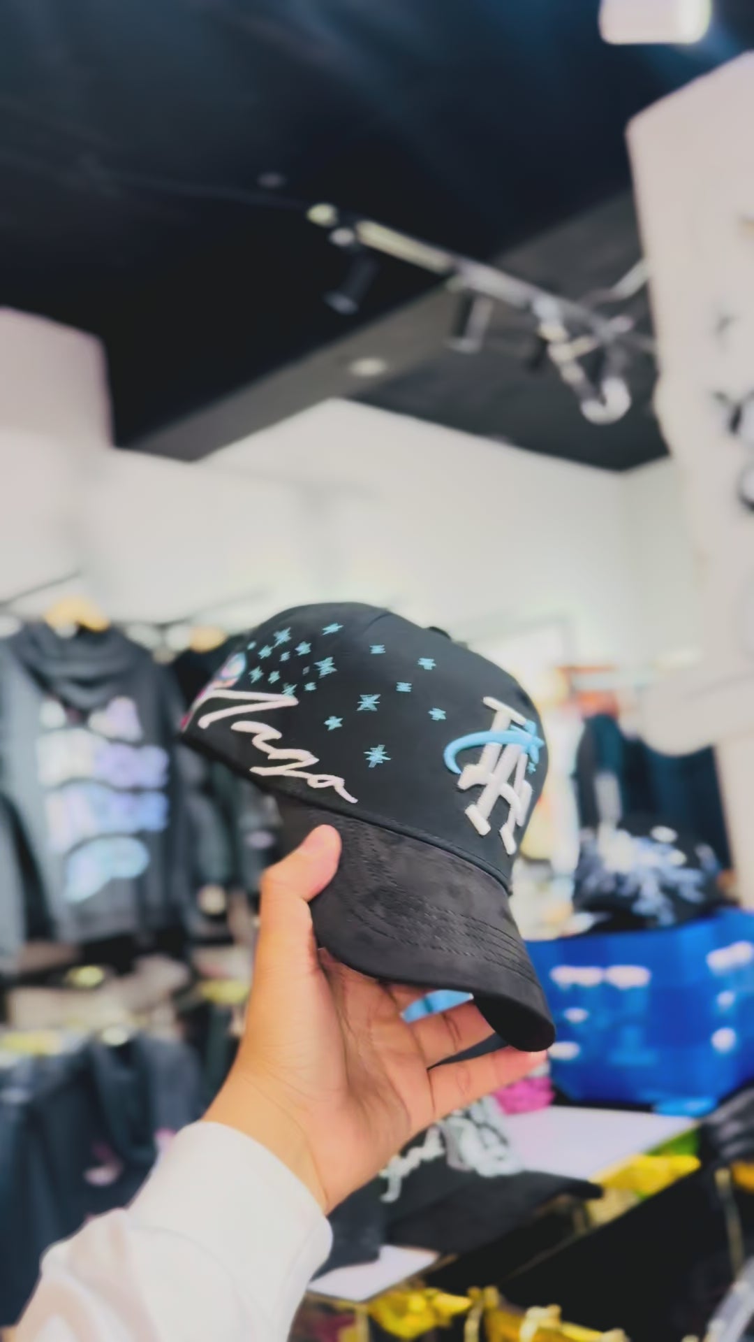 MAGIC CLUB - THIRTY ONE HATS